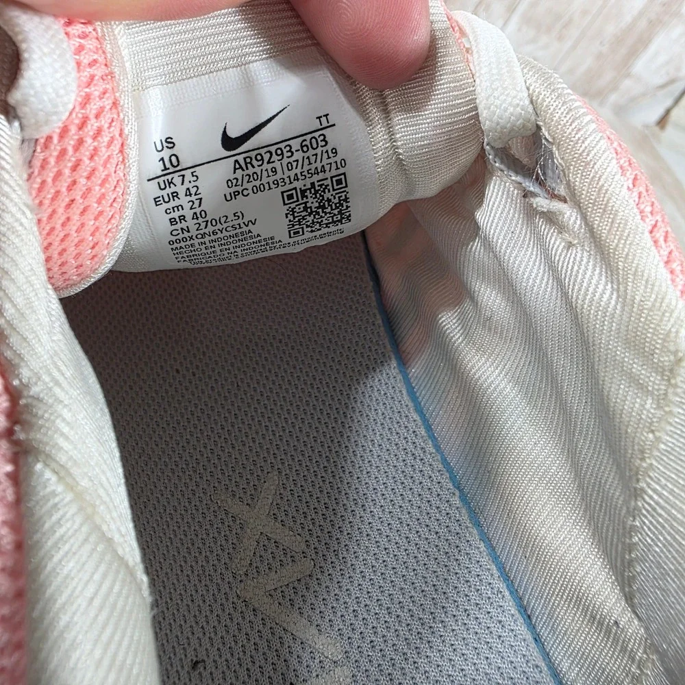 Nike Air Max 720 Pink Silver Womens Running Shoes AR9293-603 Size 10